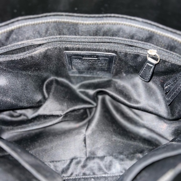 Coach F17728 Black Leather Floral Embossed Tote - Picture 6 of 7